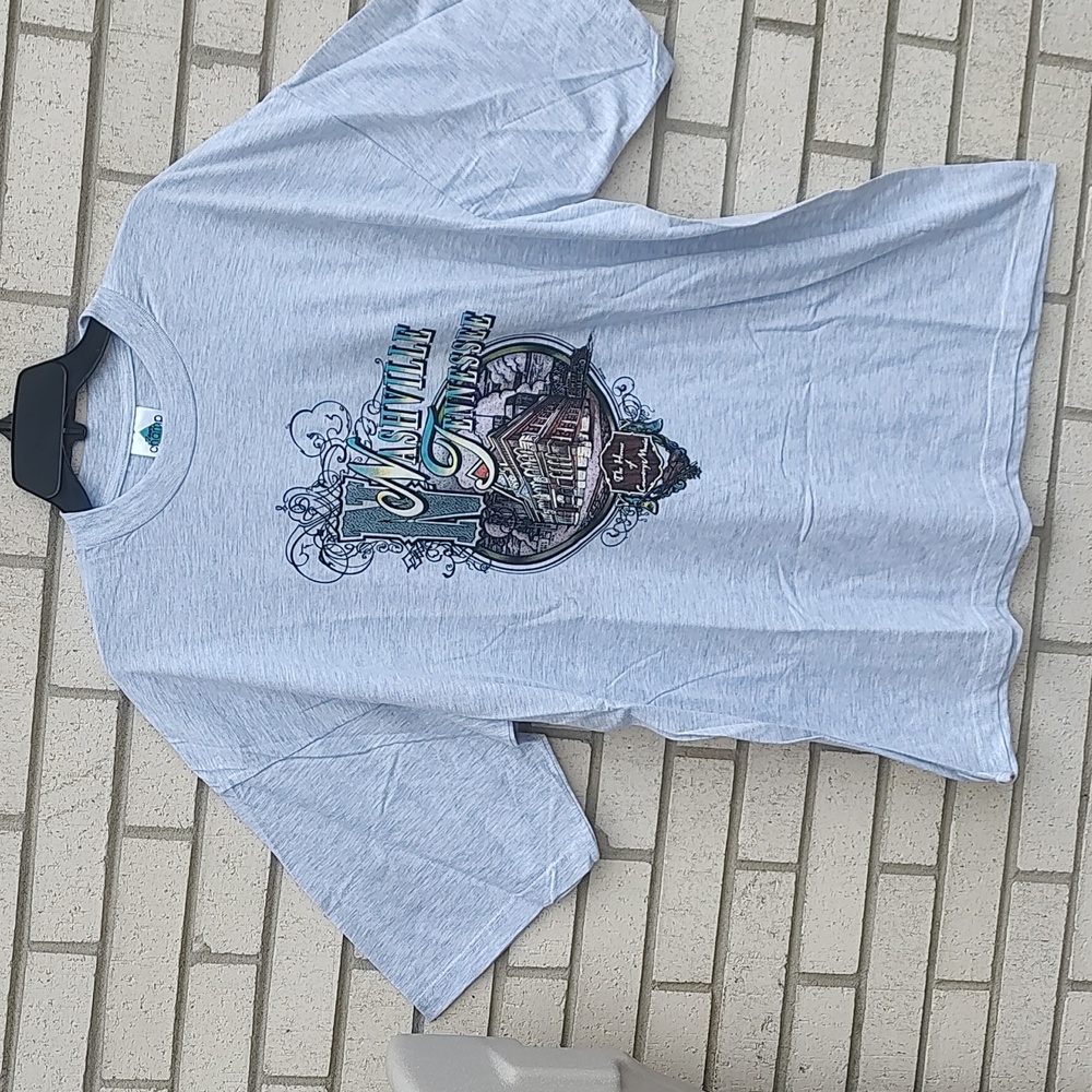 Nashville Tennessee T-shirt - Picture 1 of 9
